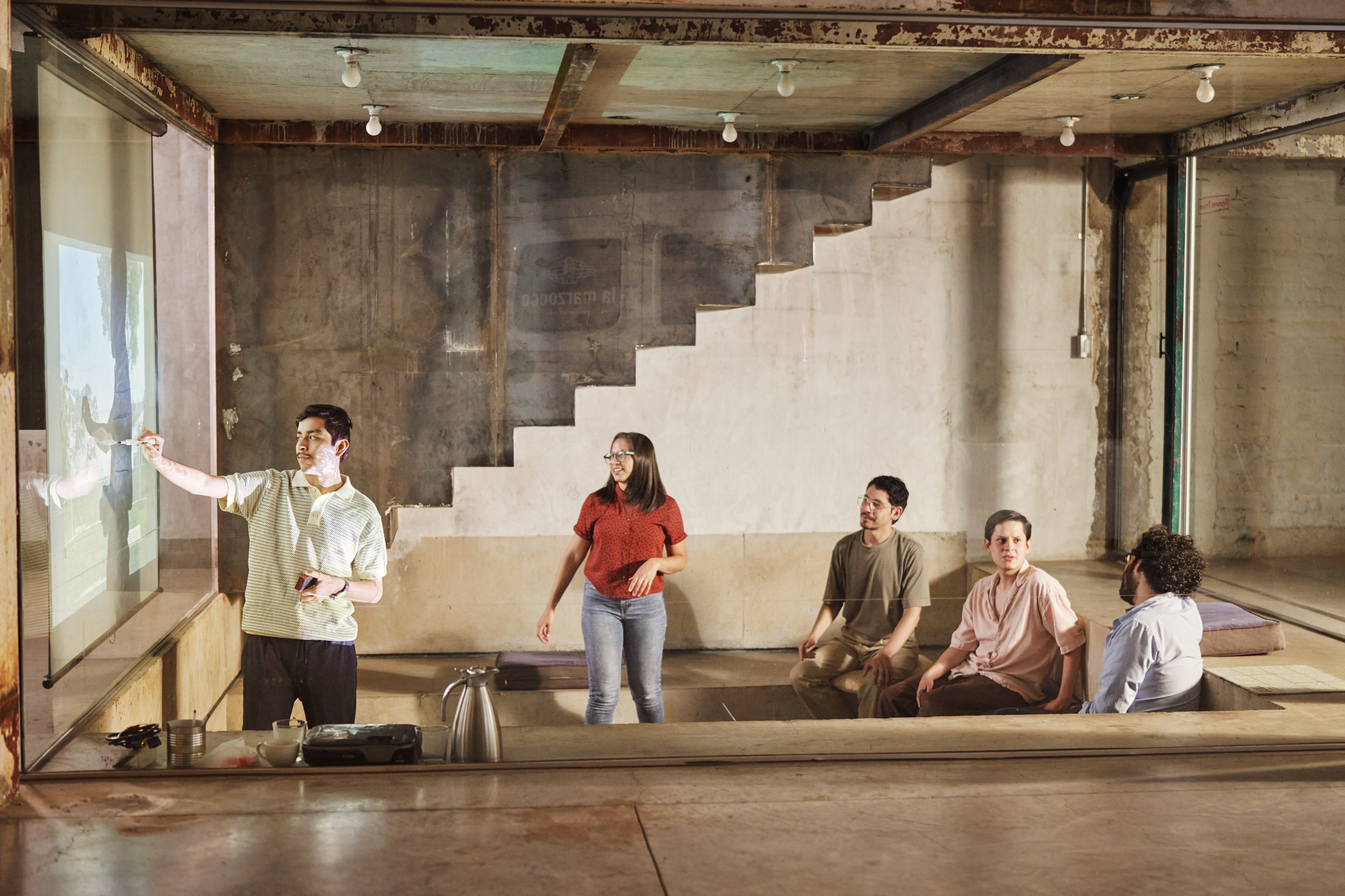 Descriptive alt text